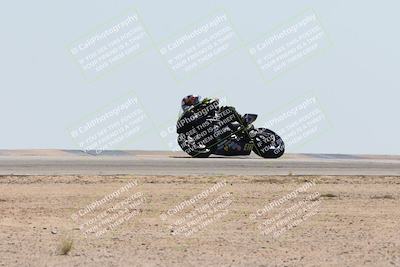 media/Apr-20-2025-CVMA (Sun) [[39090e8767]]/Race 5-Amateur Supersport Open/